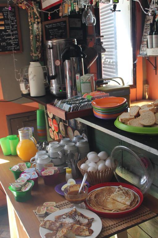 La Lechuza Hostel โรซาริโอ ภายนอก รูปภาพ