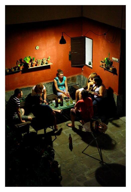 La Lechuza Hostel โรซาริโอ ภายนอก รูปภาพ