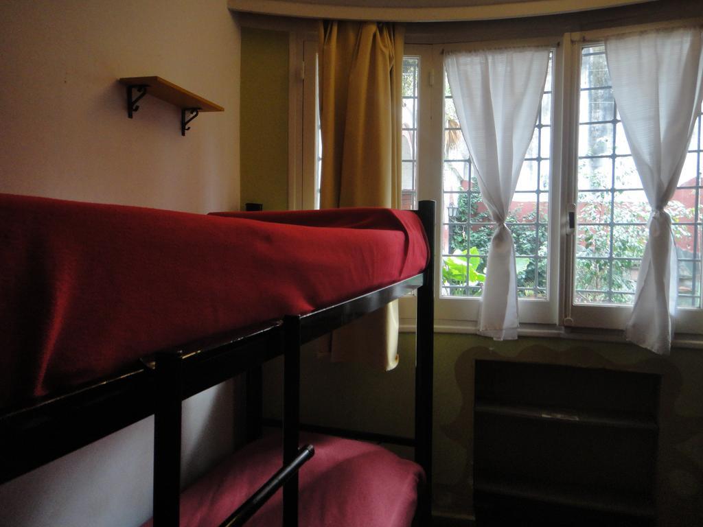 La Lechuza Hostel โรซาริโอ ภายนอก รูปภาพ